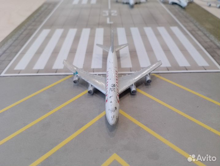 Самолёт Boeing 747 