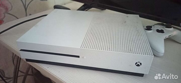 Xbox One s 512 гб