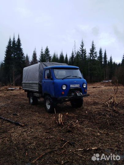 УАЗ 3303 бортовой, 1998