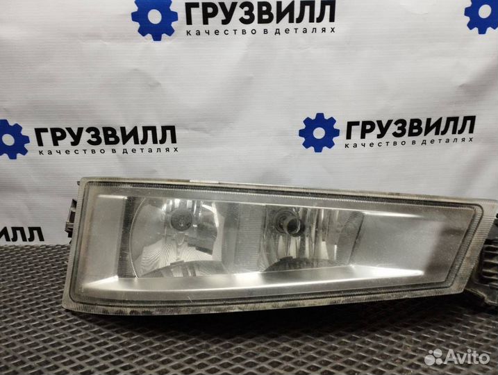 Фара противотуманная левая Volvo FH4 21221154