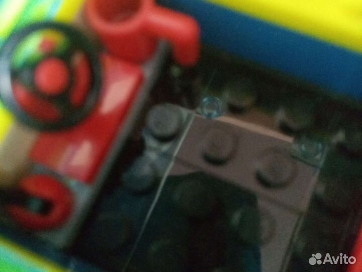 Машинка Лего