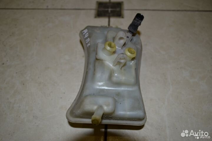 Бачок тормозной жидкости Audi А4 B7