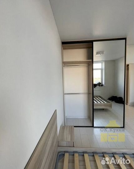 Встраиваемый шкаф