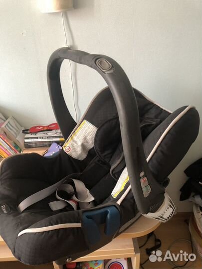 Автокресло 0+ Romer автопереноска