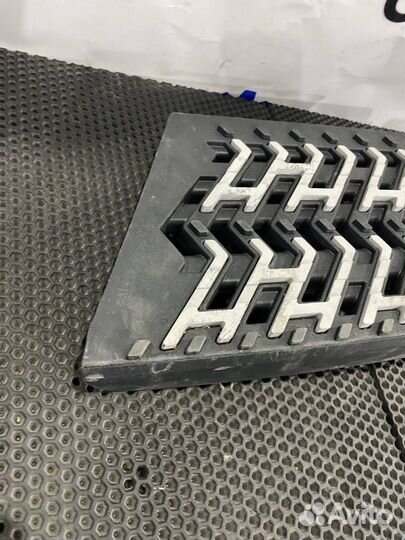 Ступень правая Volvo FH5 23787100