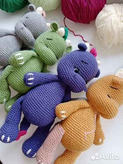 Вязаный дракоша