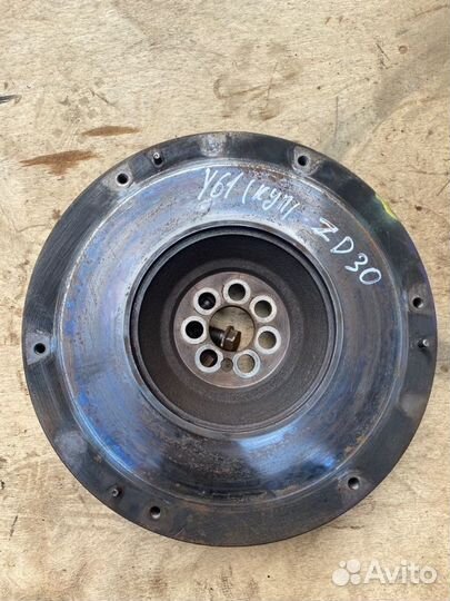 Маховик МКПП Nissan Atlas QD32