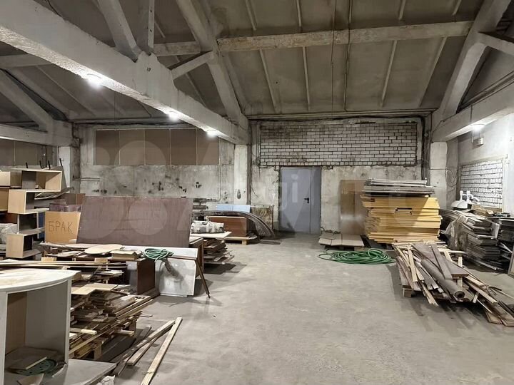 Сдам торговое помещение, 1000 м²