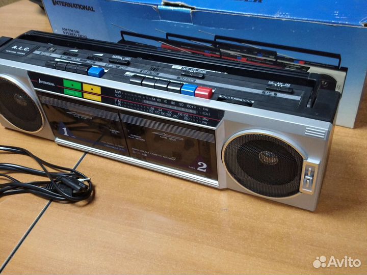 Магнитола двухкассетная International AK-21