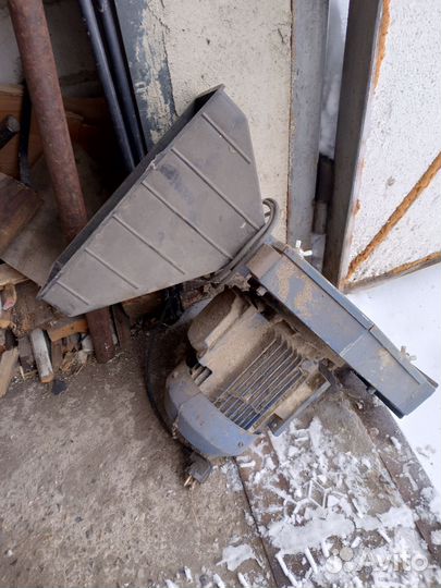 Зернодробилка бу