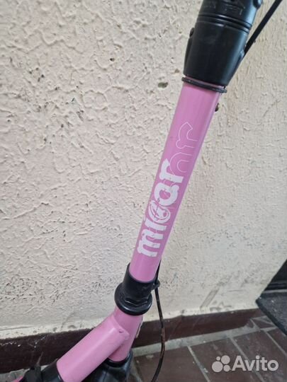 Самокат для девочки светящийся