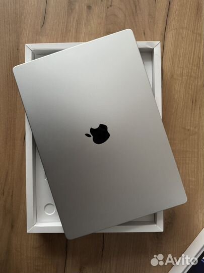 Apple MacBook Pro 16