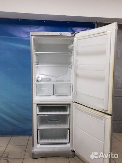Холодильник Indesit. Гарантия и доставка