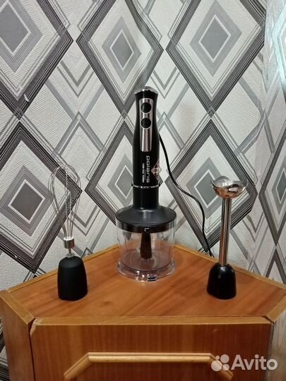 Новый Блендер Redmond RHB-2954