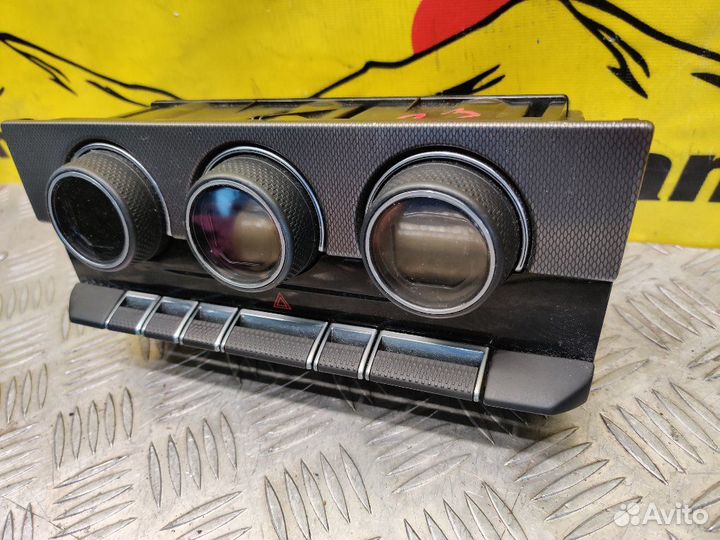 Блок управления климат-контролем Jaguar F-Type