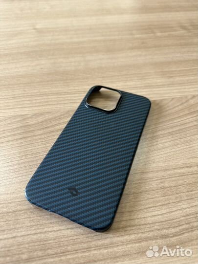 Чегол на iPhone 14 pro max pitaka оригинал