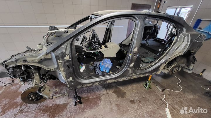 Jaguar I-Pace 2019 (40 т.км. пробег) на разбор