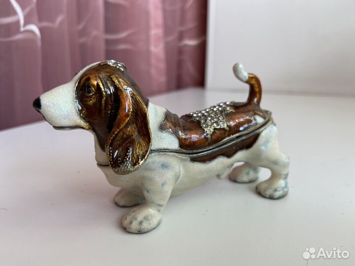 Шкатулка со стразами Собака