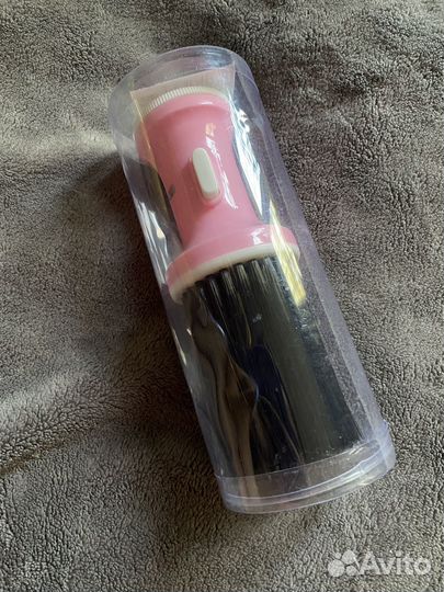 Бигуди, пульверизатор, кисти, сметка