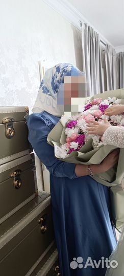 Вечернее платье с платком