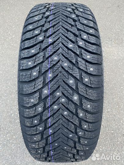 Nokian Tyres Hakkapeliitta 10p SUV 295/40 R21 111T