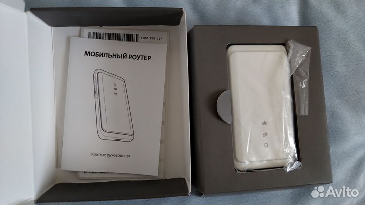 Мобильный роутер yota 1qdlzzz0st2