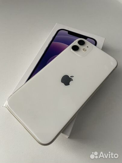 iPhone 11, 64 ГБ