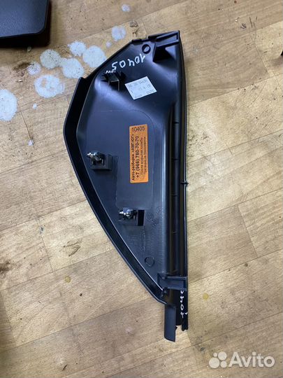 W166 W292 M ML GLE боковая заглушка торпеды левая