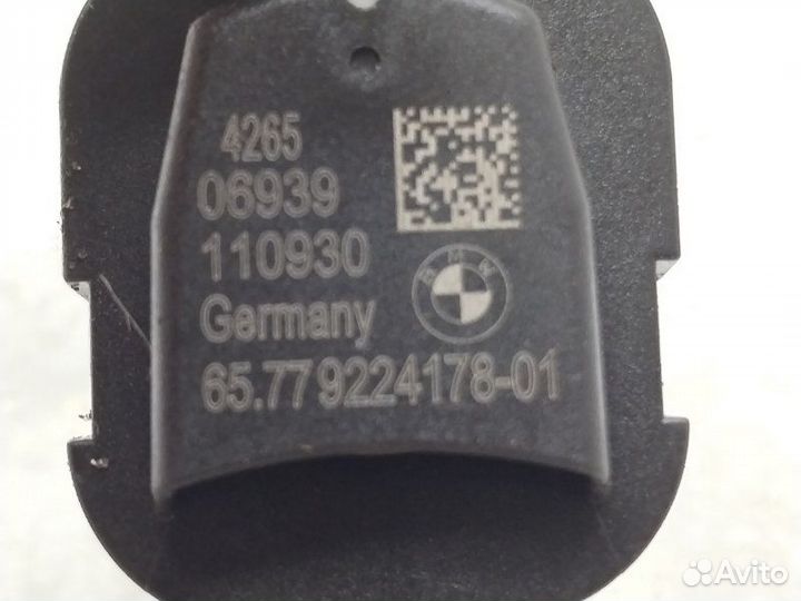 Датчик удара передний левый Bmw 5-Series F10 2011