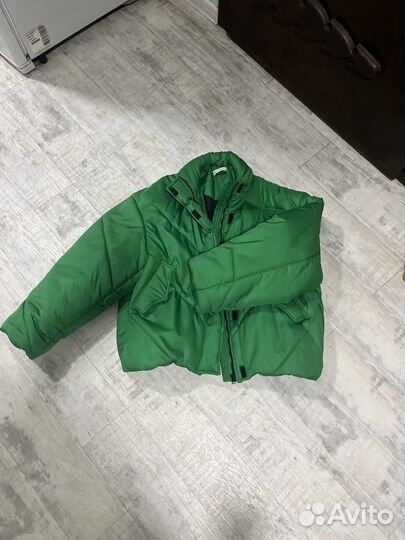 Стильная куртка женская