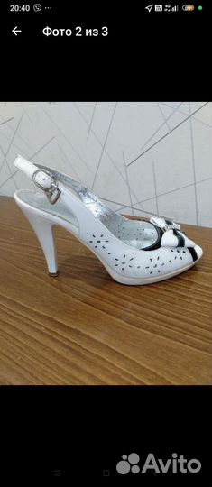 Босоножки женские