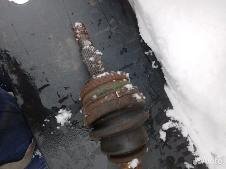 Привод передний Nissan Almera N15 1999