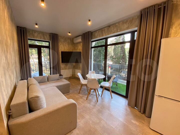 2-к. квартира, 45 м², 2/14 эт.