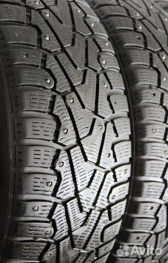 Pirelli Ice Zero 215/50 R17 95T