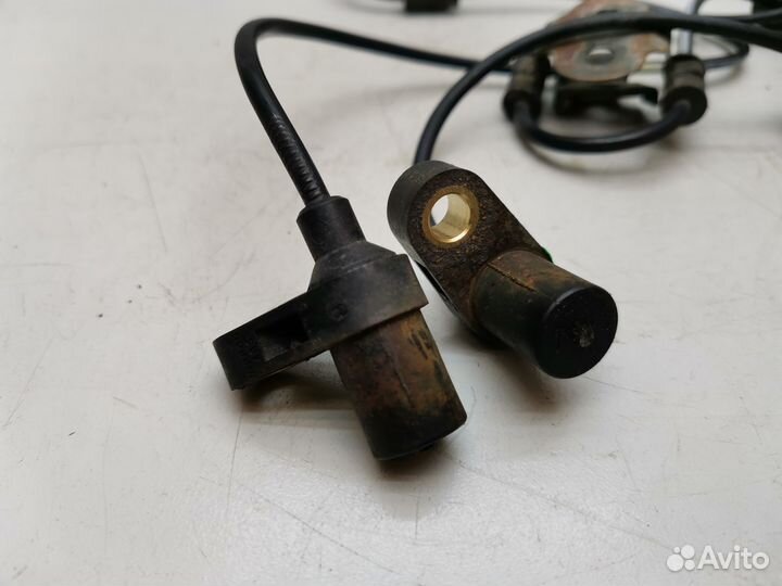 Датчик абс передний Subaru Impreza WRX STI GDA GDB