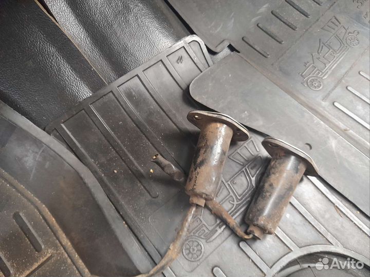 Габаритные огни дверей ваз 2103-2106