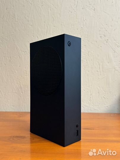 Игровая консоль Xbox Series S 1TB