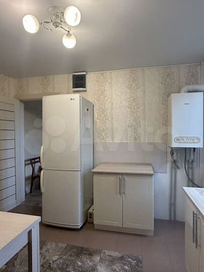 2-к. квартира, 40 м², 1/1 эт.