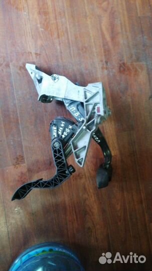 Электронная педаль газа VW Passat B5+ v1.9 tdi AVF