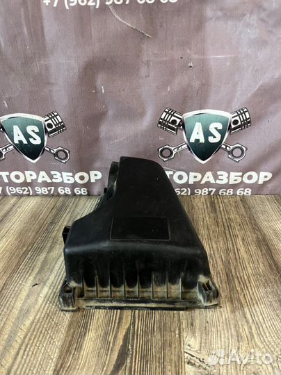 Крышка воздушного фильтра Kia quoris 3.8