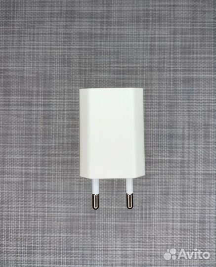Apple блок 5W (md813zm/A) оригинал из комплекта