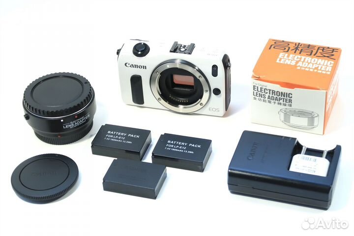 Фотоаппарат Canon EOS M + адаптер EF/EF-S
