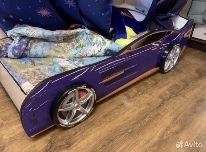 Кровать машинка