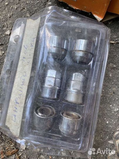 Колёсные гайки инфинити QX 56