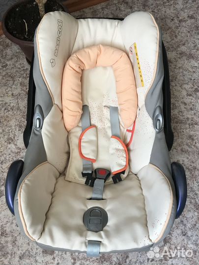 Автолюлька / автокресло maxi cosi cabriofix 0+