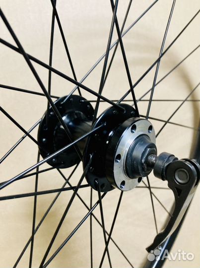 Колесо переднее ободной и дисковый тормоз