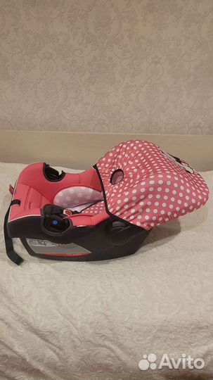 Новое детское автокресло- переноска