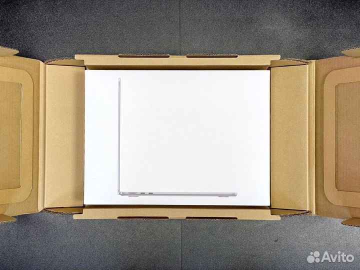 MacBook Air 13 M2 (8/512GB) Россия, Новый