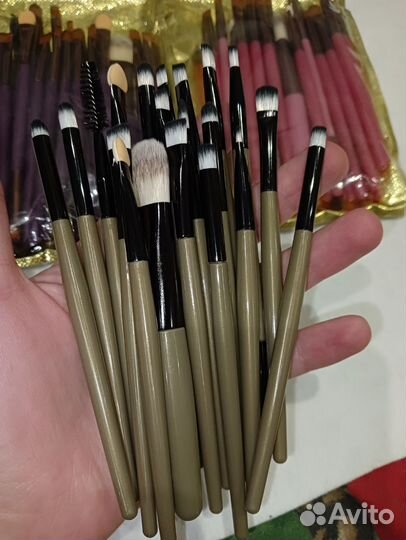 Кисточки для макияжа