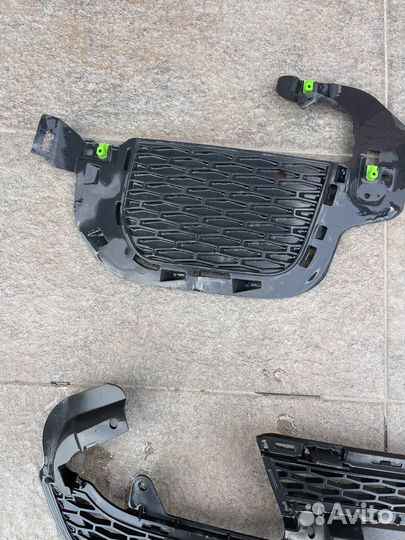 Решётки в бампер Range Rover Evoque